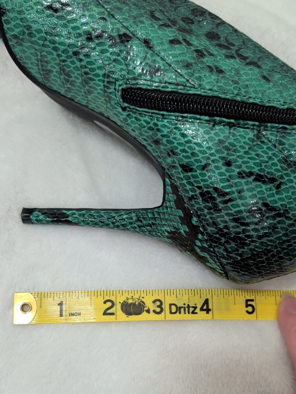 Green Snake-Print Thigh High Heeled Boots - Picture 10 of 12